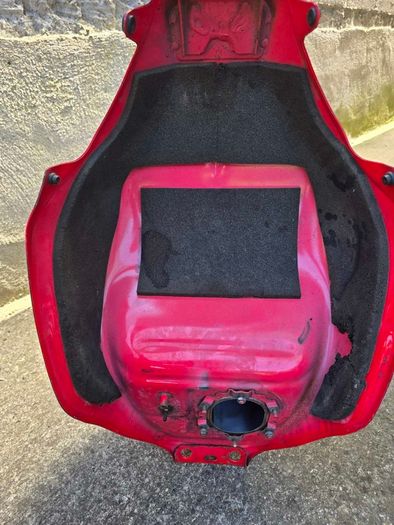 Honda CBR fuel tank