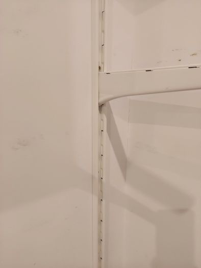 Shelf - adjustable