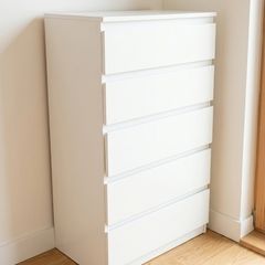 White 5-Drawer Chest of Drawers