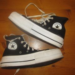 Converse....platform....size 3   black