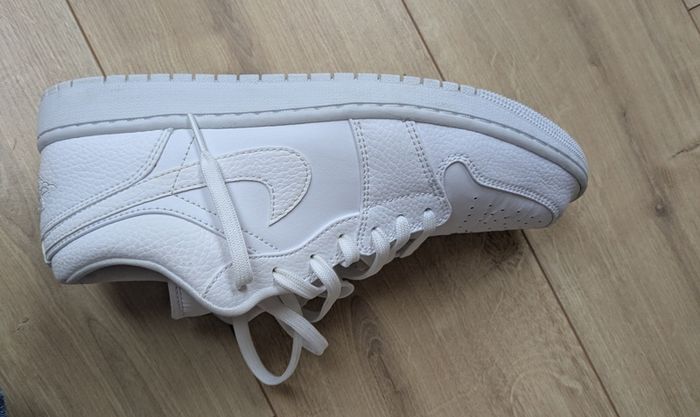 Air Jordan 1 Low "Triple White" sneakers