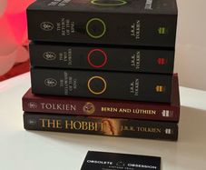 J.R.R. Tolkien 5-Book Collection - The Lord of the Rings, The Hobbit & Beren and Luthien