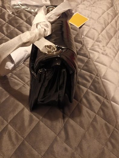 Genuine brand new with tags and packaging michael kors