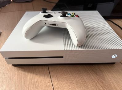 Xbox One S