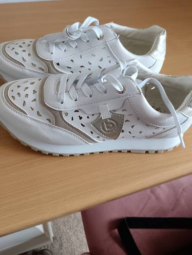 Ladies Trainers