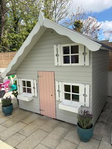 Kids playhouse