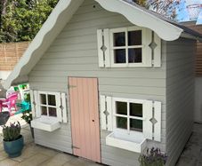 Kids playhouse