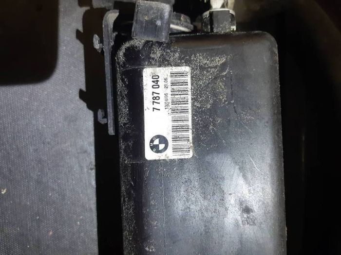 BMW E53 X5 3.0d & E46 318d 320d 330d Radiator Expansion Tank 7787040