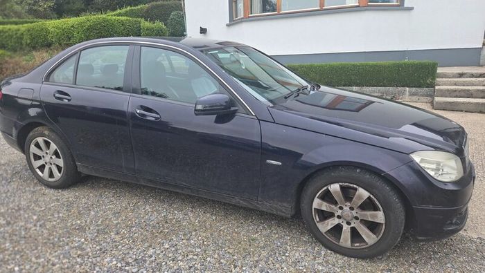 Mercedes-Benz C-Class 2010