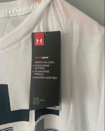 BNWT Under Armour Top - L
