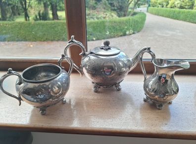 Teapot ,suger bowl & milk jug
