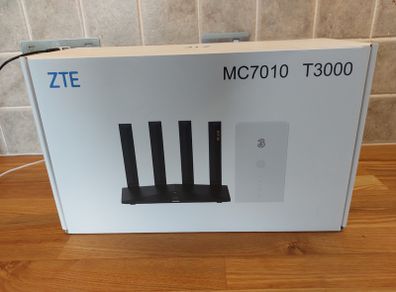 ZTE 7010 T3000 router and external unit