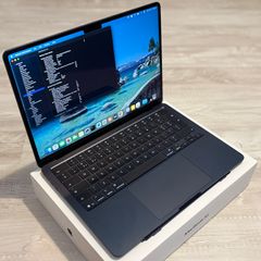 MacBook Air 13-inch M4, 16 GB, 512 GB, Midnight, 13 cycles