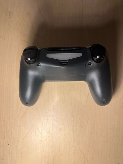 playstation 4 controllers
