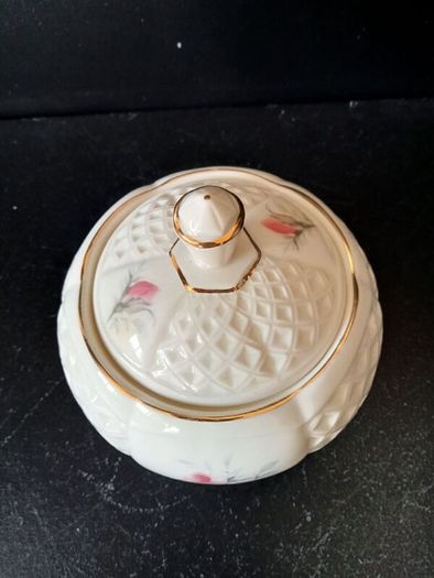 Irish Parian Donegal China Lidded Sugar Bowl "Rose"