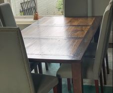 Arnotts walnut and mahogany dining table