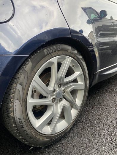 21 alloys new with 4 new scorpion tyre