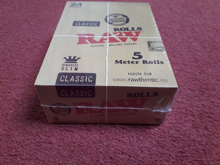 RAW Classic Rolls Slim 5 Meter Length Unbleached Rolling Papers