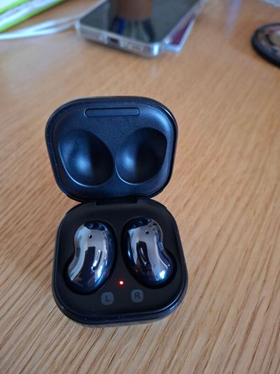 Samsung Galaxy Buds 'Beans'