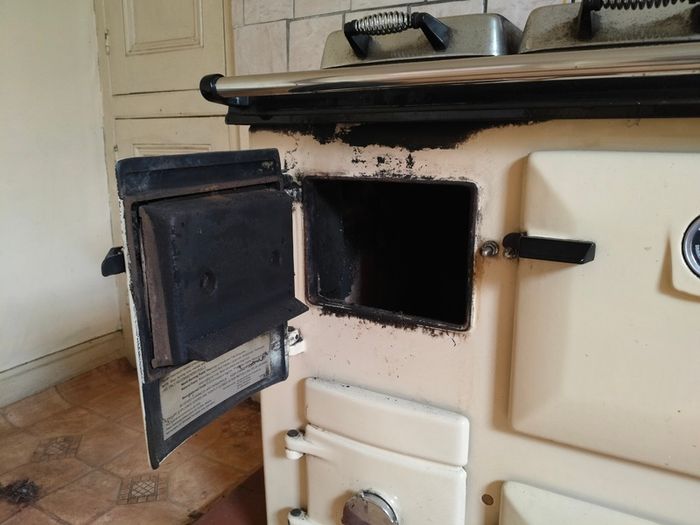 Rayburn Royal MF (Multi-Fuel / Solid Fuel Wood) cooker. burn stove solid fuel