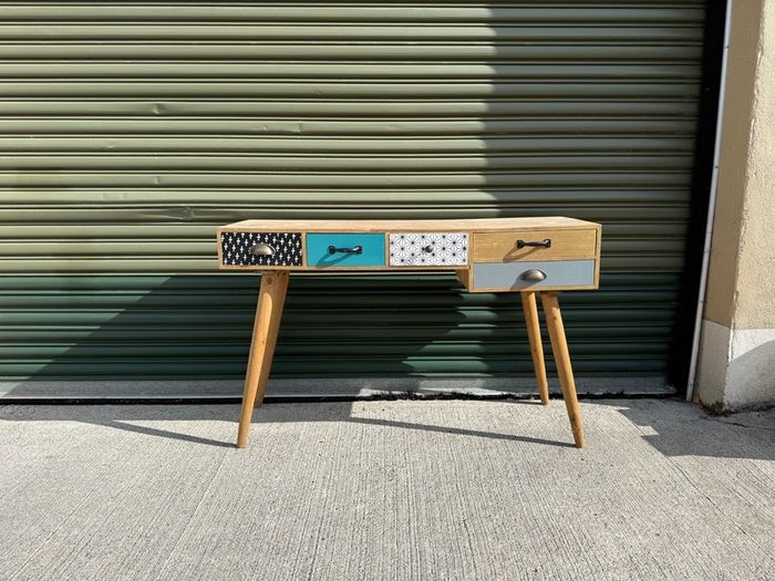 console table