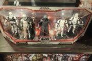 Disney Store Star Wars Elite Series Deluxe Die Cast Figure Gift Box Set Sealed
