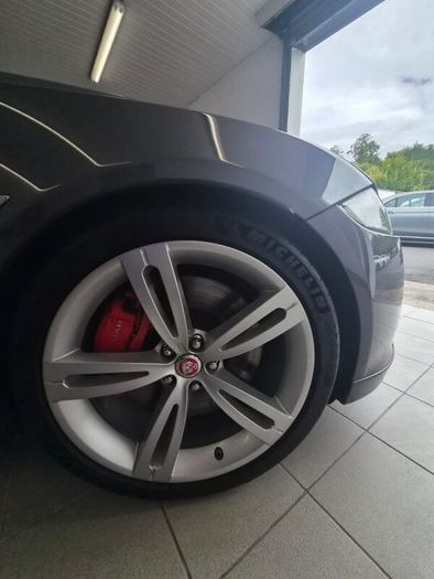 Jaguar XJ 2016