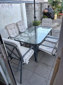 Garden table