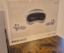 VR Gaming Headset - PICO 4 Ultra 256 GB