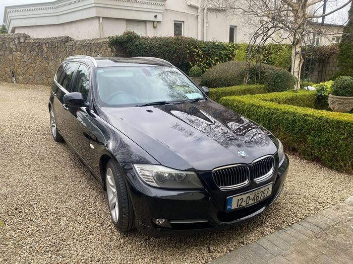 BMW 3-Series Touring 2012