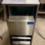 Pass Through Dishwasher & Ice Machine Image 9