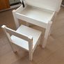 Child's desk and chair Image 3