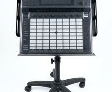 Akai Professional Force + Decksaver + On-Stage Stand (Excellent Condition)