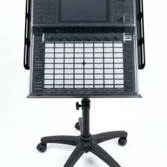 Akai Professional Force + Decksaver + On-Stage Stand (Excellent Condition)