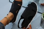 Women black Rhinestone sandals 3-3.5 size