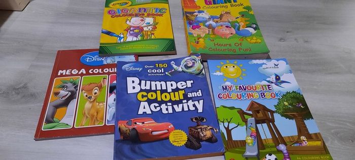 5 colouring books