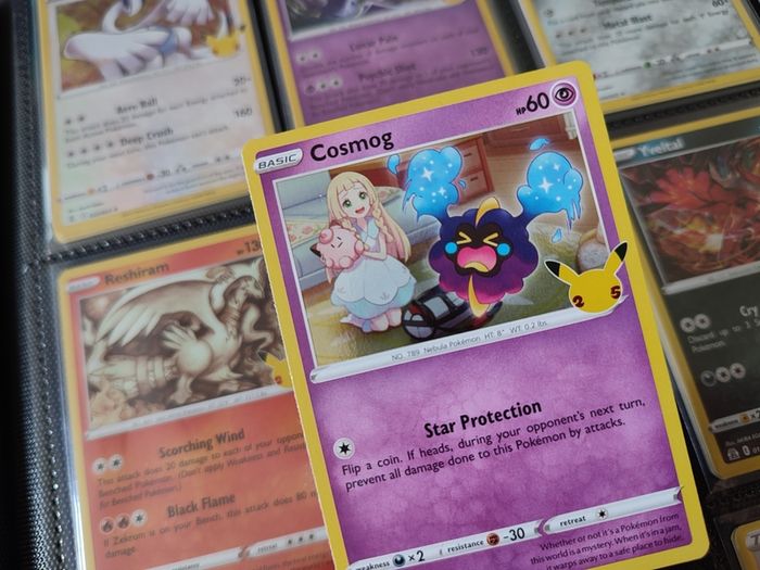 Cosmog ! Holo Rare ! from Celebrations ! 25th Anniversary ! 2021 ! Pokemon !
