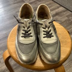 Trainers Hispanitas size 41