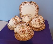 21 piece ARKLOW  Fine BONE CHINA Tea Set.  " Royal Linden "
