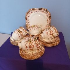 21 piece ARKLOW  Fine BONE CHINA Tea Set.  " Royal Linden "