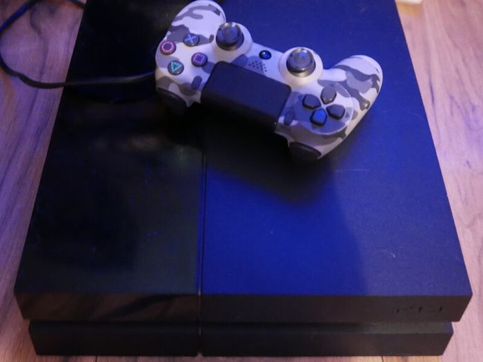PS4 Playstation 4 - 500GB