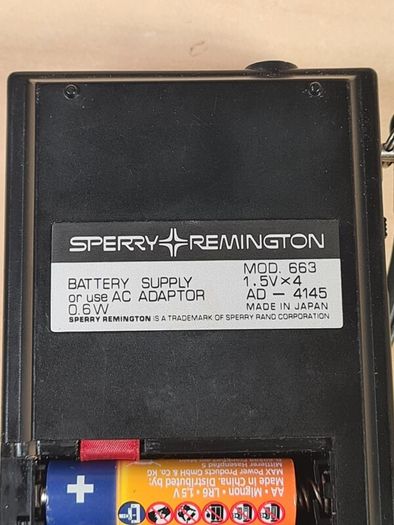Vintage Sperry Remington 663 Electronic Calculator