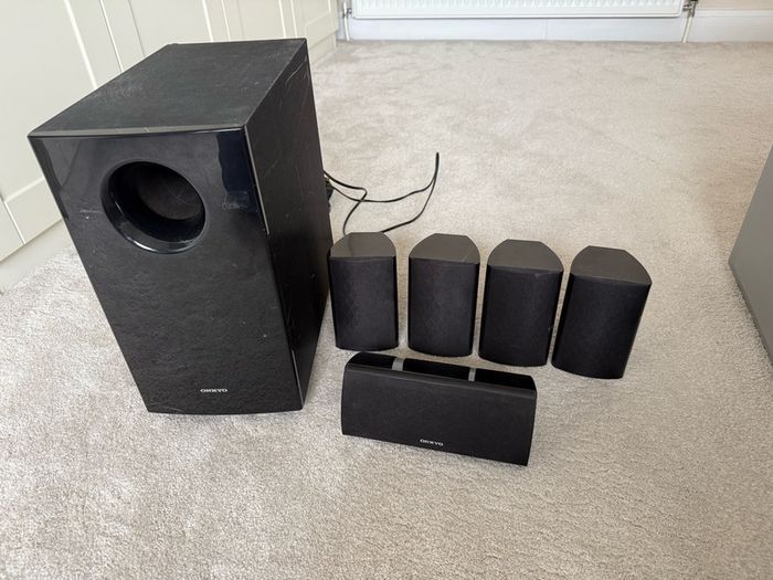 Onkyo 5.1 surround speakers sub hi-fi home cinema