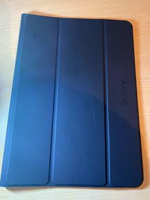 Universal tablet cover for up to 11 inch screen