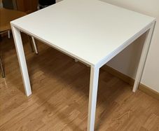 IKEA VIHALS Square white table