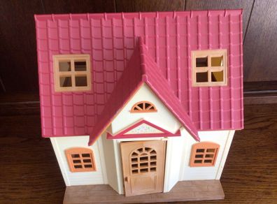 Sylvainan Families Red Roof house unfurnished