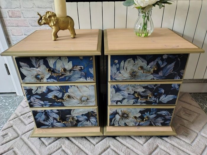 Bedside Lockers
