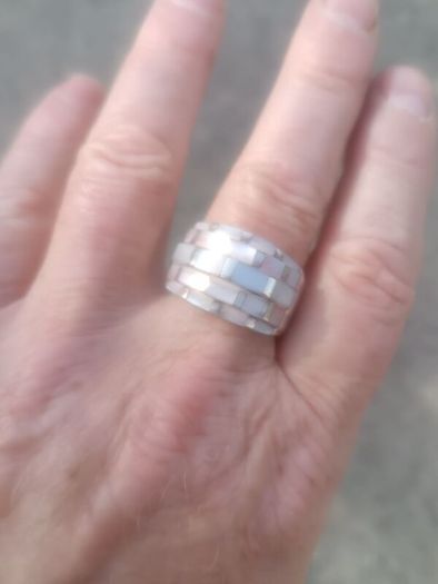 Stunning Mother Of Pearl Sterling Silver Ring