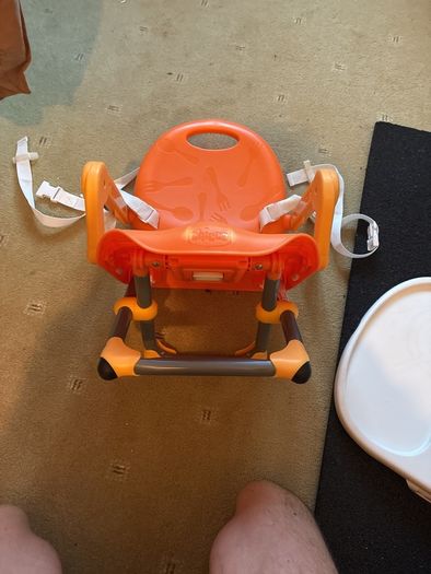 Collapsible baby chair