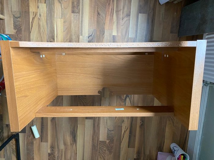 Bathroom vanity unit